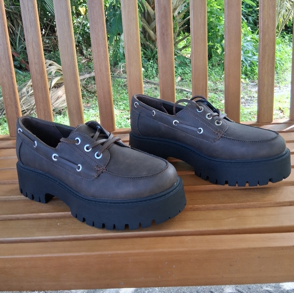 No Boundaries Platform Boat Shoes - Picture 2 of 6